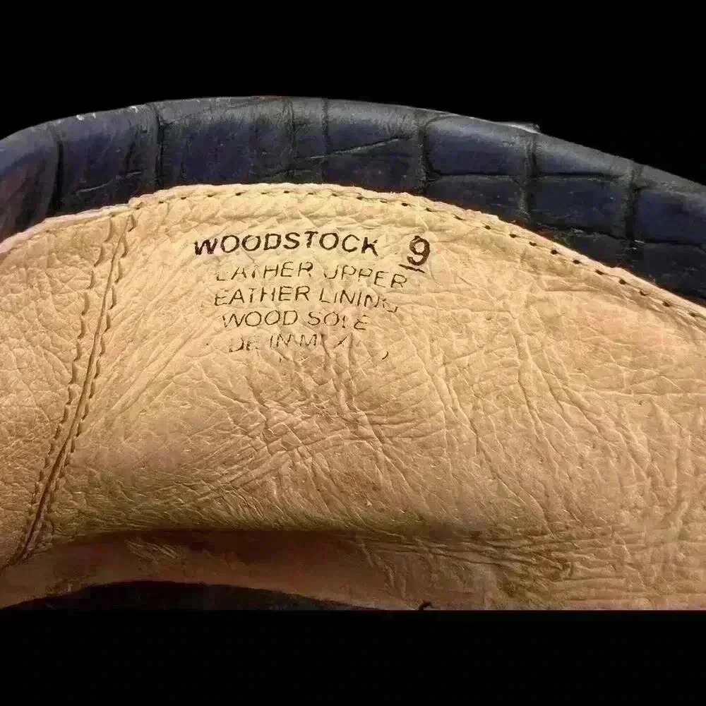 Freebird by Steven Woodstock Women's Sz 9 navy leather nail embellishments - Picture 14 of 14